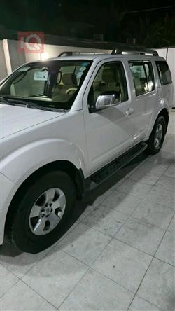 نیسان پاسفایندەر